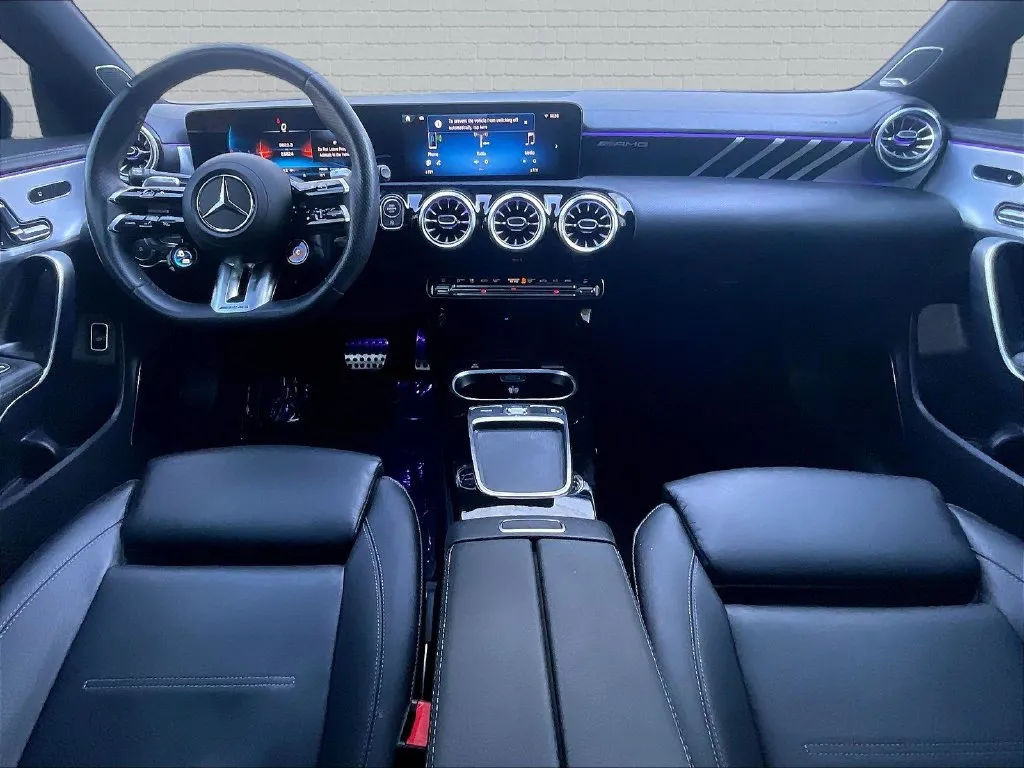 Mercedes-Benz CLA photo 7