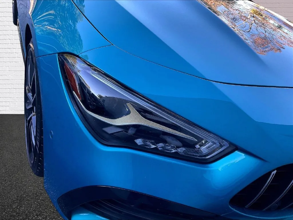 Mercedes-Benz CLA photo 20