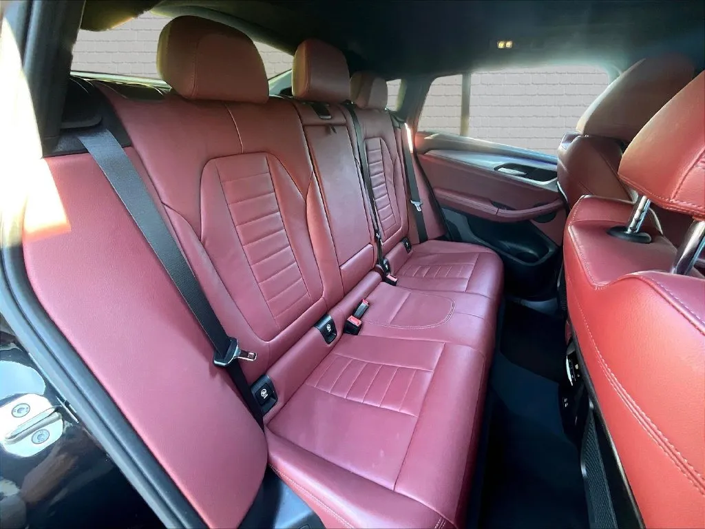 BMW X4 photo 13