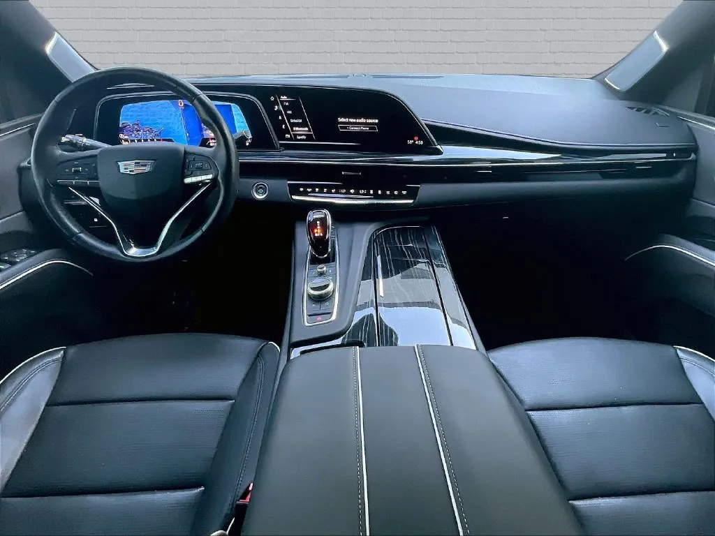 Cadillac Escalade ESV photo 7