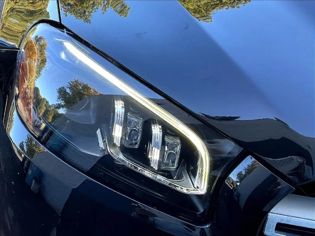 Mercedes-Benz GLS photo 20