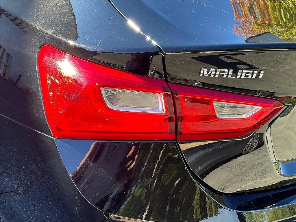 Chevrolet Malibu photo 16