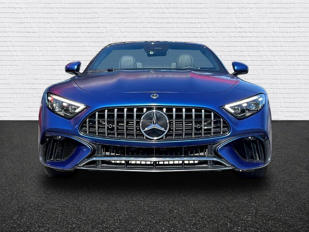 Mercedes-Benz SL-Class photo 2