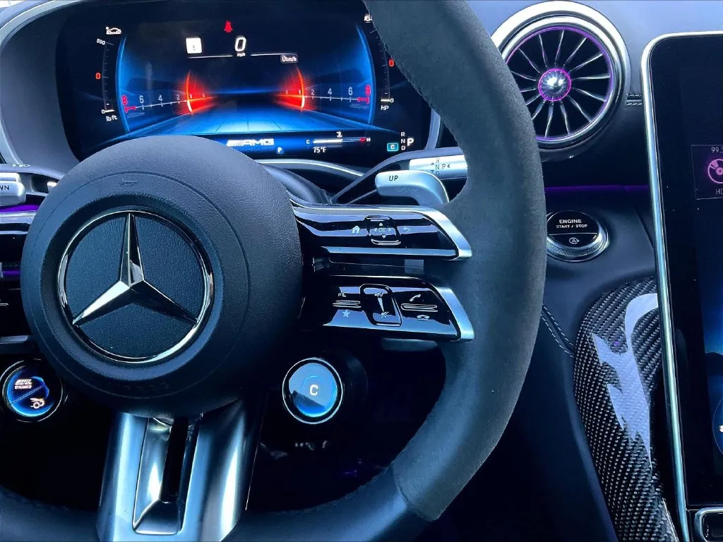 Mercedes-Benz SL-Class photo 11