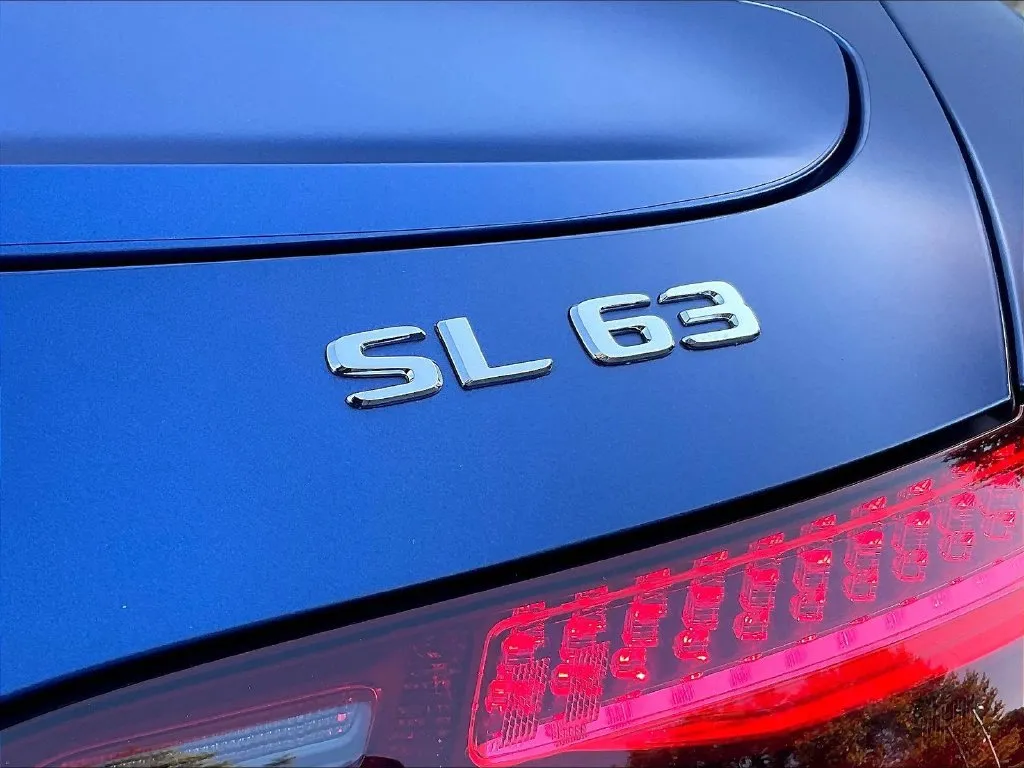 Mercedes-Benz SL-Class photo 19