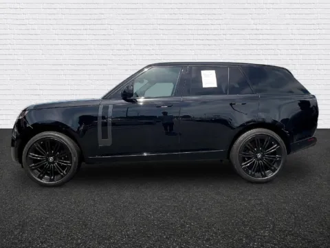 More photos of 2025 Land Rover Range Rover SE at Gravity Autos Roswell, GA