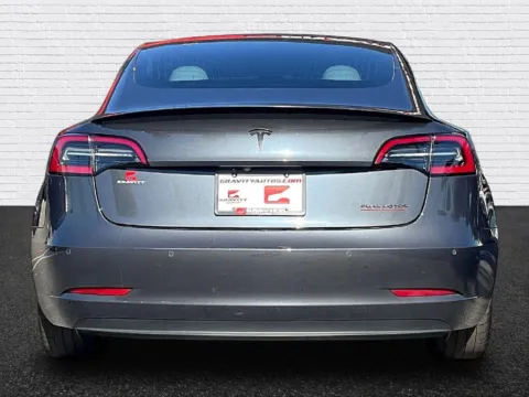 More photos of 2018 Tesla Model 3 Long Range at Gravity Autos Roswell, GA