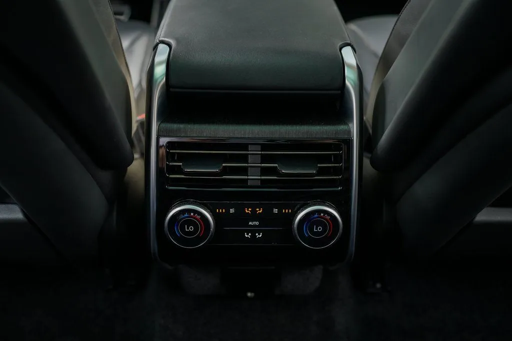 2022 Land Rover New Range Rover SE - Photo 40