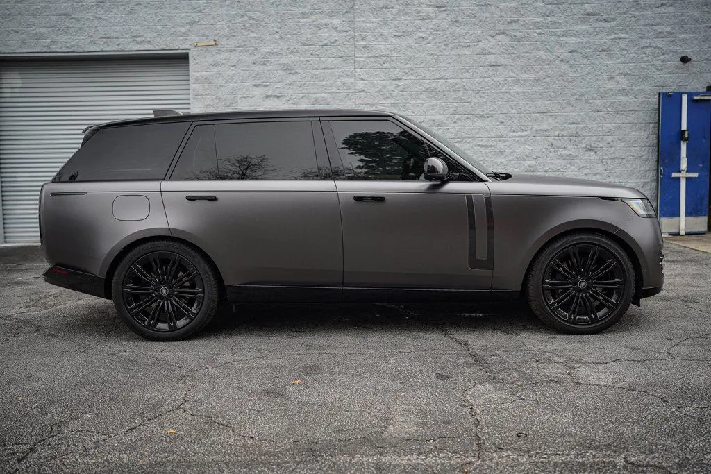 2022 Land Rover New Range Rover SE - Photo 18