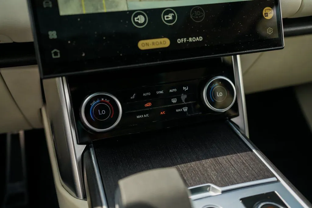 2022 Land Rover New Range Rover SE - Photo 35