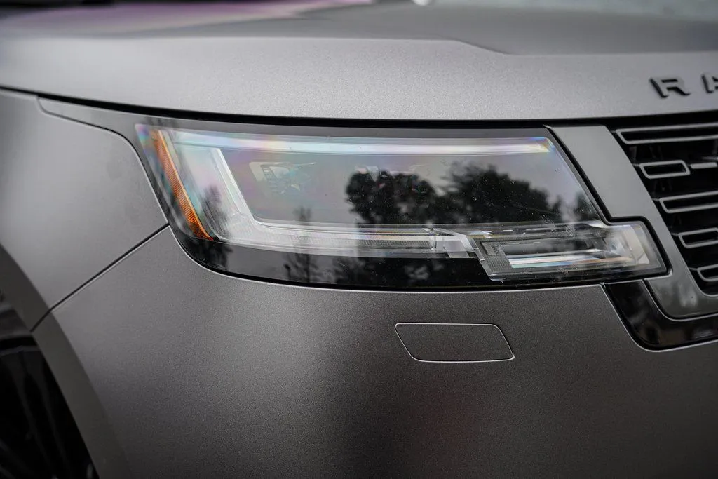 2022 Land Rover New Range Rover SE - Photo 7