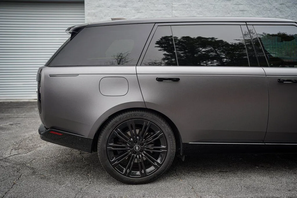 2022 Land Rover New Range Rover SE - Photo 16