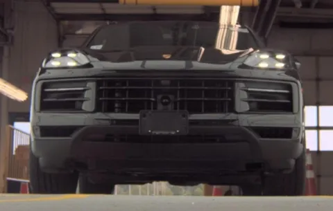 Photos of 2024 Porsche Cayenne for sale in Roswell, GA at Gravity Autos Roswell