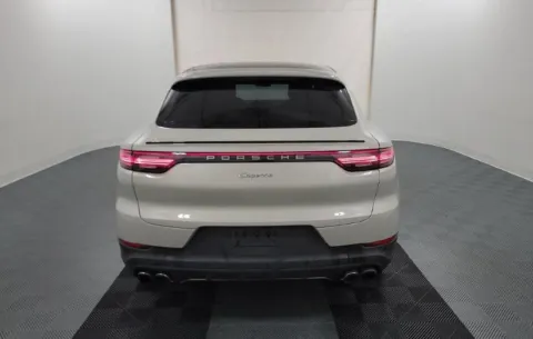 More photos of 2022 Porsche Cayenne Coupe at Gravity Autos Roswell, GA