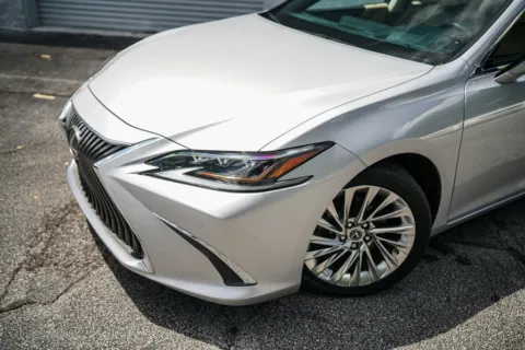 Photos of 2020 Lexus ES 350 Ultra Luxury for sale in Roswell, GA at Gravity Autos Roswell