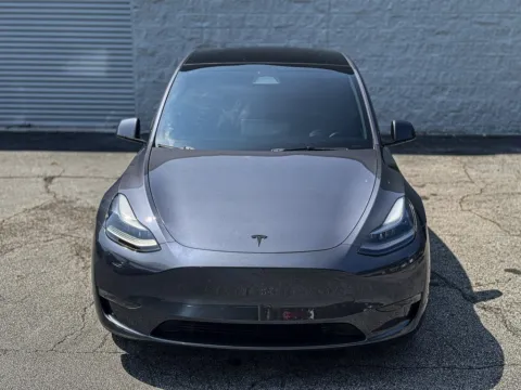 More photos of 2023 Tesla Model Y Performance at Gravity Autos Roswell, GA