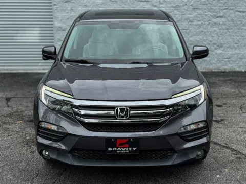 More photos of 2017 Honda Pilot EX-L at Gravity Autos Roswell, GA