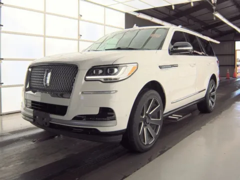 More photos of 2022 Lincoln Navigator Standard at Gravity Autos Roswell, GA
