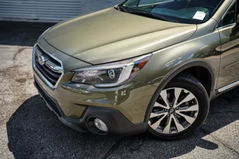 Photos of 2018 Subaru Outback 3.6R for sale in Roswell, GA at Gravity Autos Roswell