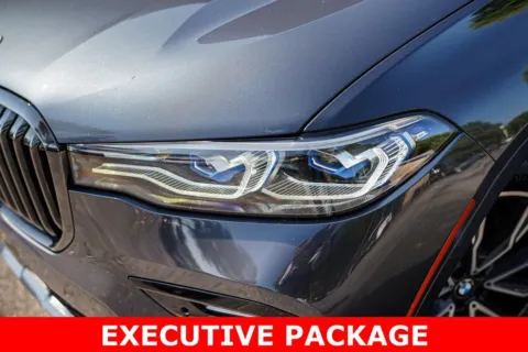 More photos of 2022 BMW X7 M50i at Gravity Autos Roswell, GA