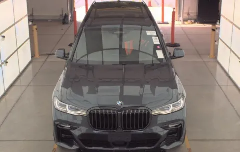 Photos of 2022 BMW X7 M50i for sale in Roswell, GA at Gravity Autos Roswell