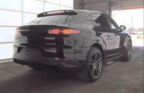 More photos of 2022 Porsche Cayenne Coupe Platinum Edition at Gravity Autos Roswell, GA
