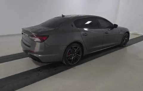 More photos of 2022 Maserati Quattroporte Modena at Gravity Autos Roswell, GA