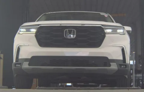 Another view of 2024 Honda Pilot Touring for sale in Roswell, GA at Gravity Autos Roswell