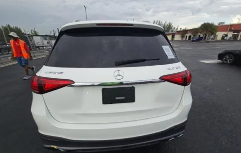 More photos of 2022 Mercedes-Benz GLE 53 AMG at Gravity Autos Roswell, GA