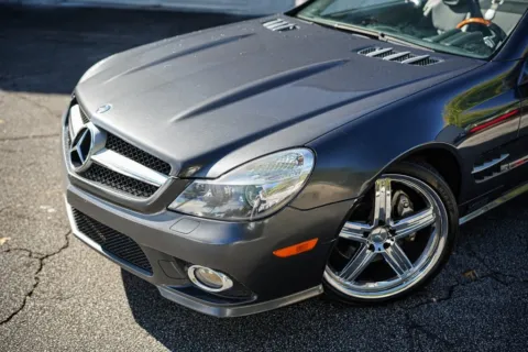 Photos of 2009 Mercedes-Benz SL-Class SL 550 for sale in Roswell, GA at Gravity Autos Roswell