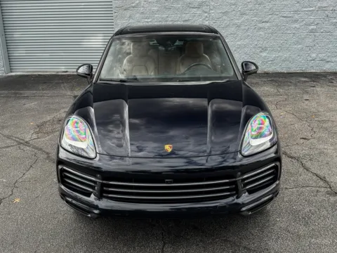 More photos of 2022 Porsche Cayenne at Gravity Autos Roswell, GA