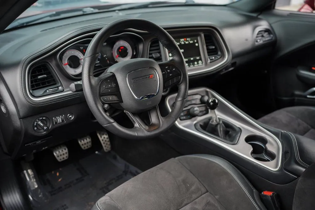 2022 Dodge Challenger R/T - Photo 20