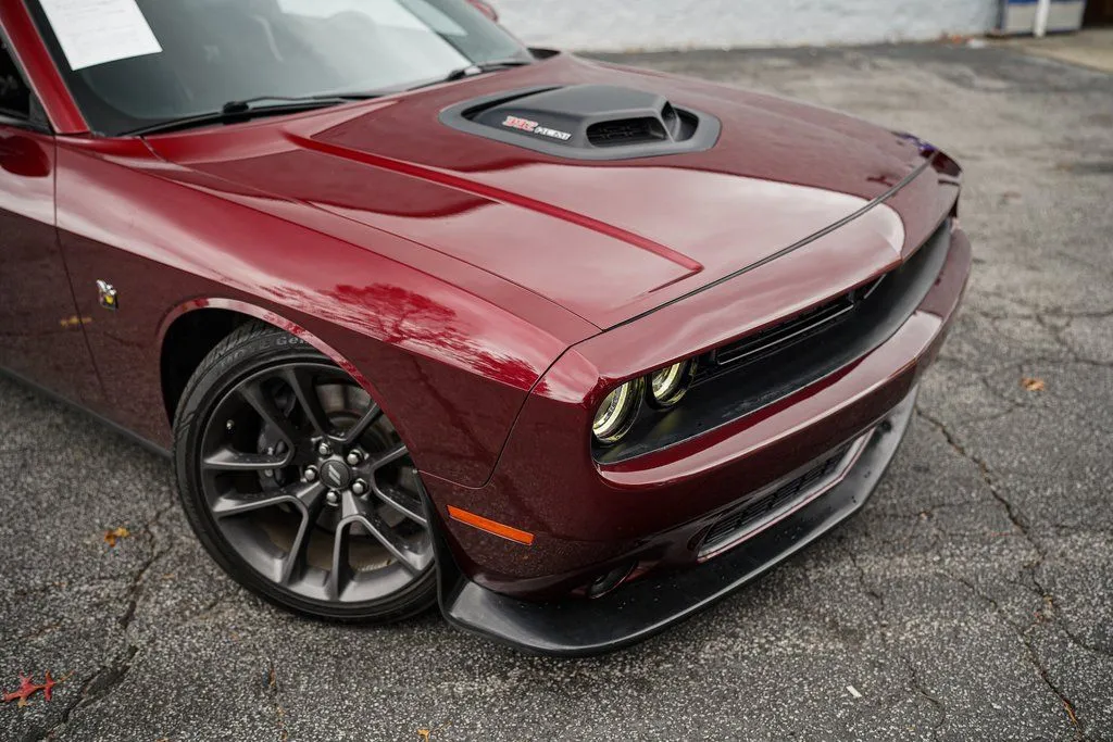 2022 Dodge Challenger R/T - Photo 8