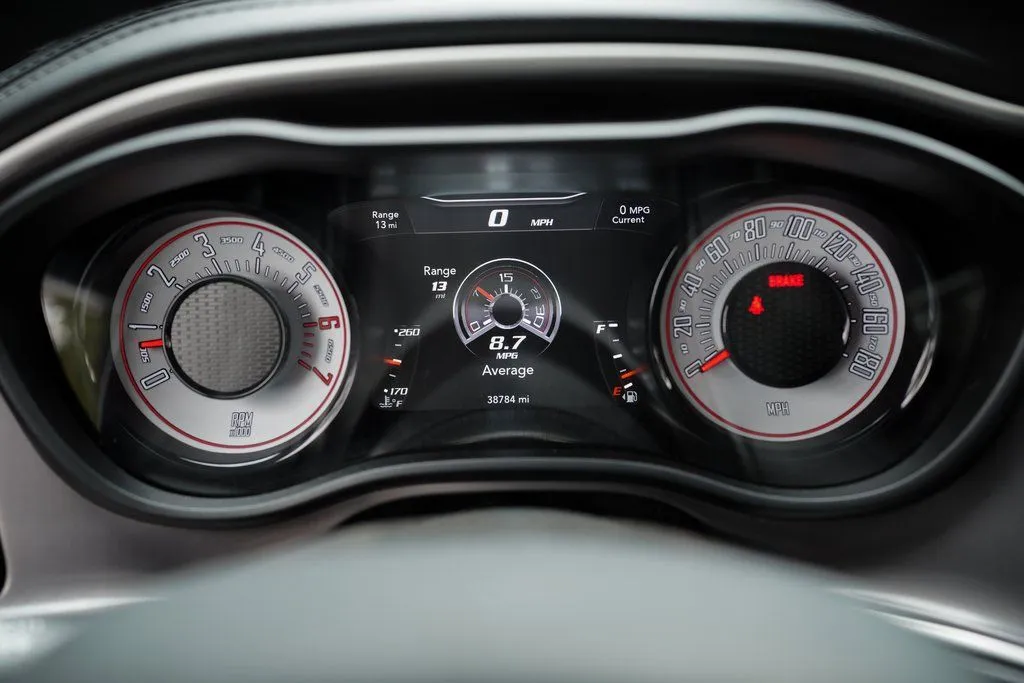 2022 Dodge Challenger R/T - Photo 27