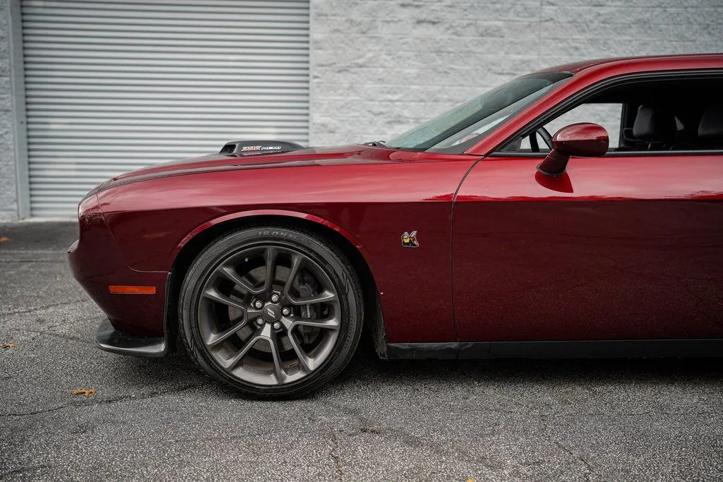 2022 Dodge Challenger R/T - Photo 11
