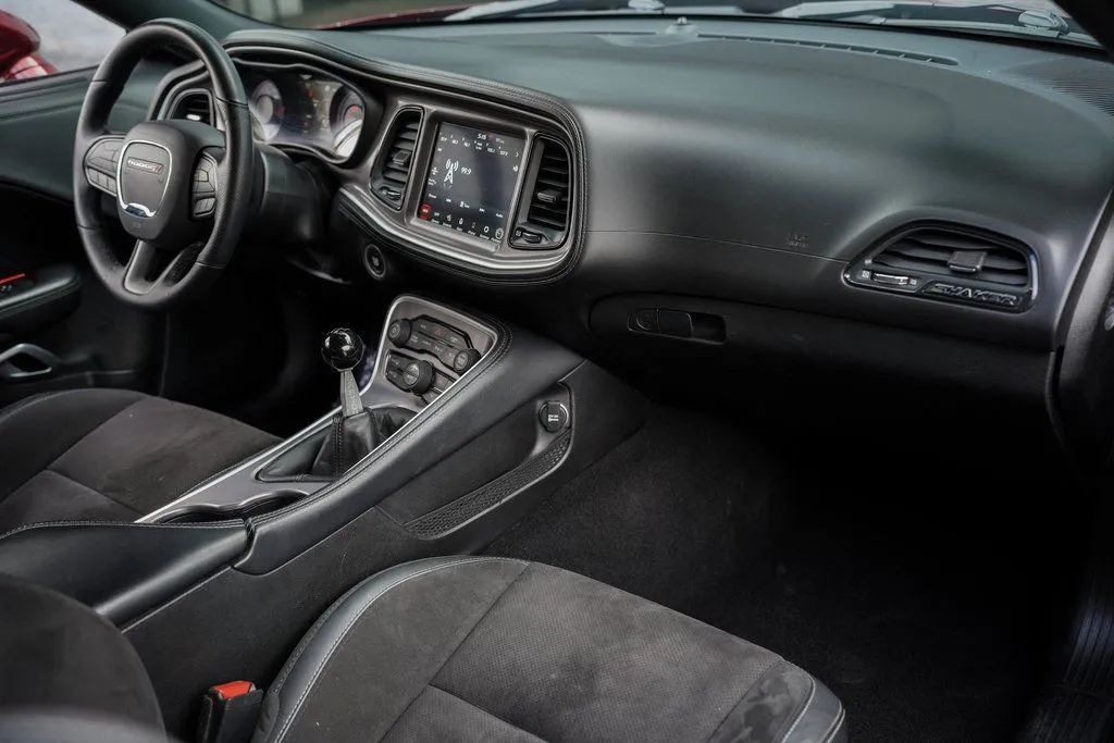 2022 Dodge Challenger R/T - Photo 22