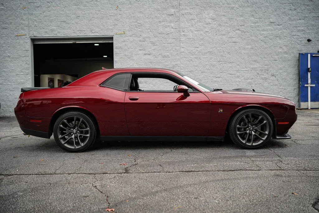 2022 Dodge Challenger R/T - Photo 18