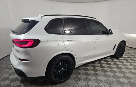 More photos of 2022 BMW X5 sDrive40i at Gravity Autos Roswell, GA