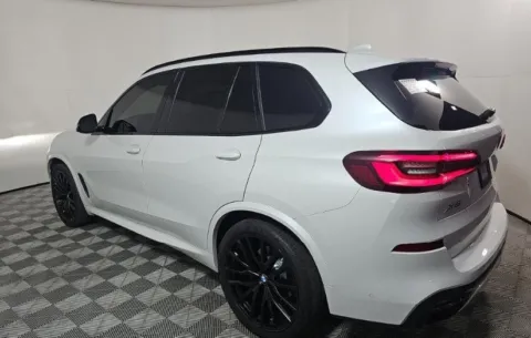 More photos of 2022 BMW X5 sDrive40i at Gravity Autos Roswell, GA
