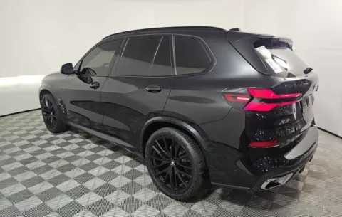 More photos of 2024 BMW X5 sDrive40i at Gravity Autos Roswell, GA