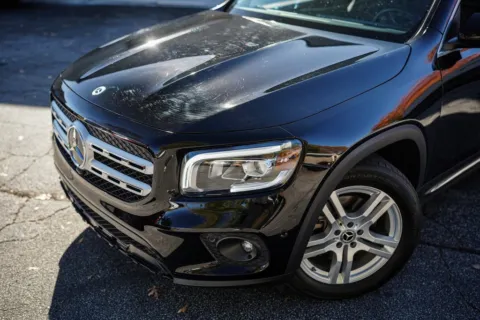 Photos of 2021 Mercedes-Benz GLB 250 for sale in Roswell, GA at Gravity Autos Roswell