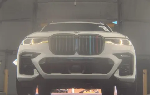 Photos of 2022 BMW X7 M50i for sale in Roswell, GA at Gravity Autos Roswell