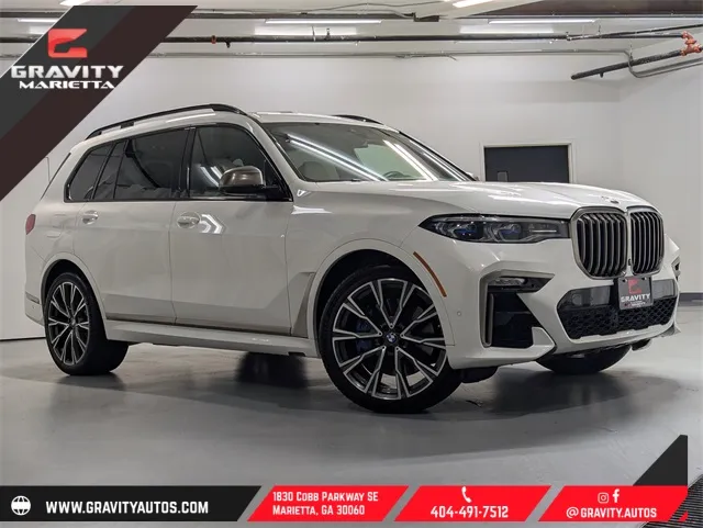 2021 BMW X7 M50i's photo