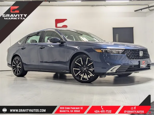 2023 Honda Accord Hybrid Touring's photo