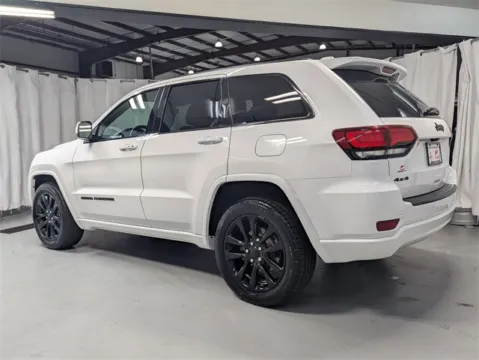More photos of 2019 Jeep Grand Cherokee Altitude at Gravity Autos Marietta, GA
