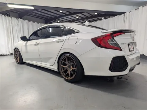 More photos of 2018 Honda Civic Si at Gravity Autos Marietta, GA