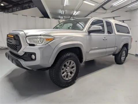 More photos of 2016 Toyota Tacoma at Gravity Autos Marietta, GA