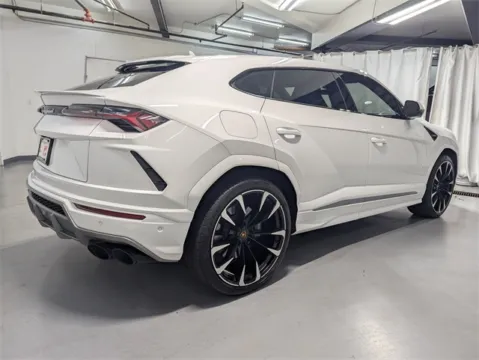 Another view of 2021 Lamborghini Urus for sale in Marietta, GA at Gravity Autos Marietta