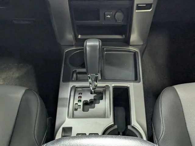 2020 Toyota 4Runner SR5 Premium - Photo 13