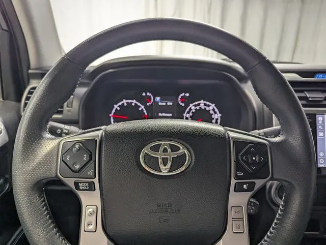 2020 Toyota 4Runner SR5 Premium - Photo 23